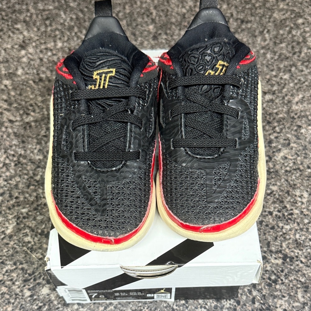 Jordan Kids Black and Red Sneakers